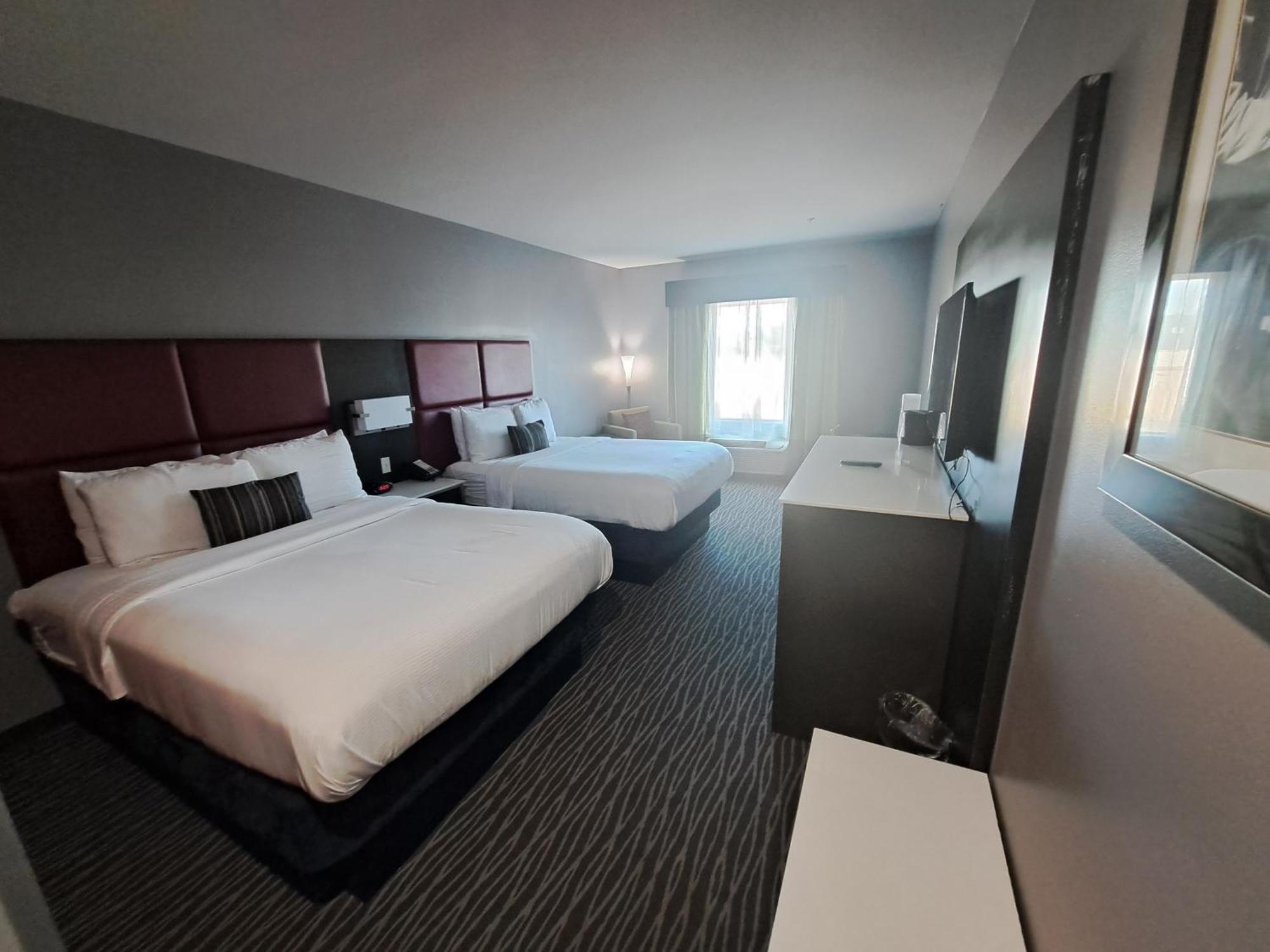 Del-Mar Airport Inn & Suites Шривпорт Екстериор снимка